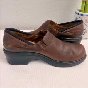 ARIAT Brown Leather Clogs Slip-On Shoes SZ 8